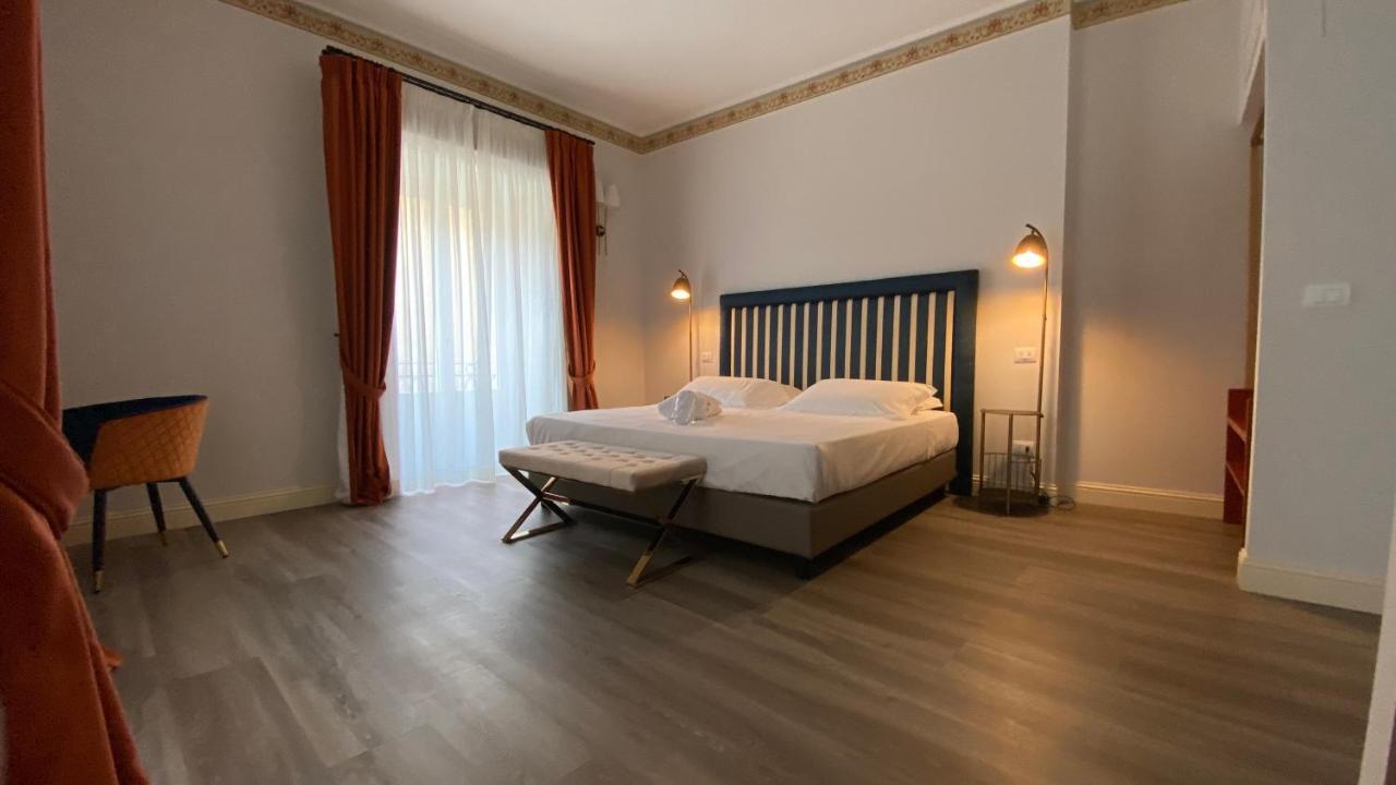 Lanterne Magiche Ortigia Suites Syrakusa Exteriör bild