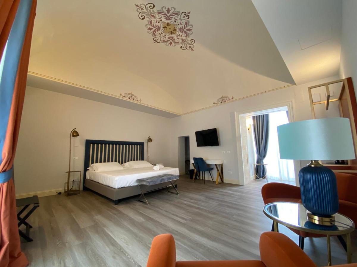 Lanterne Magiche Ortigia Suites Syrakusa Exteriör bild