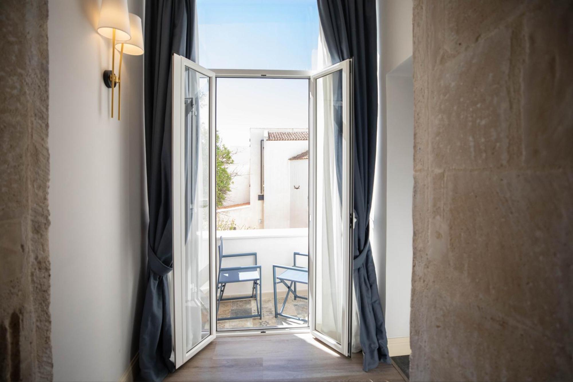 Lanterne Magiche Ortigia Suites Syrakusa Exteriör bild