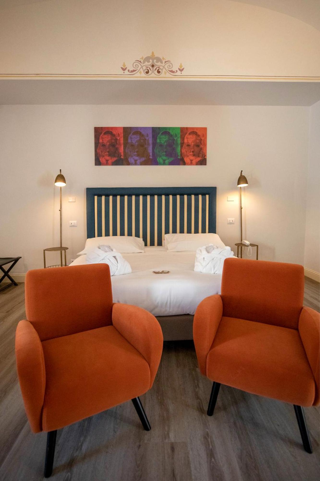 Lanterne Magiche Ortigia Suites Syrakusa Exteriör bild