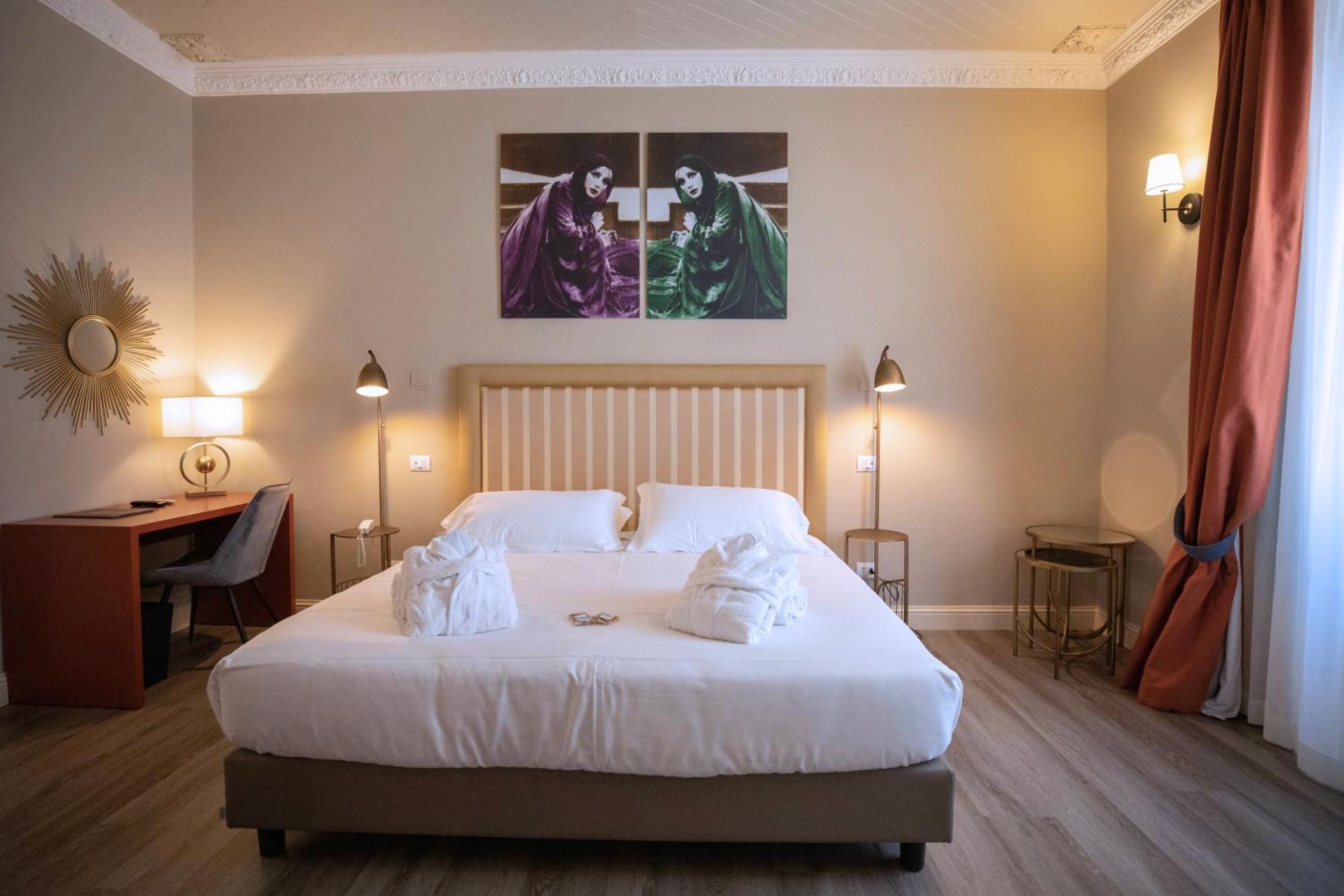 Lanterne Magiche Ortigia Suites Syrakusa Exteriör bild